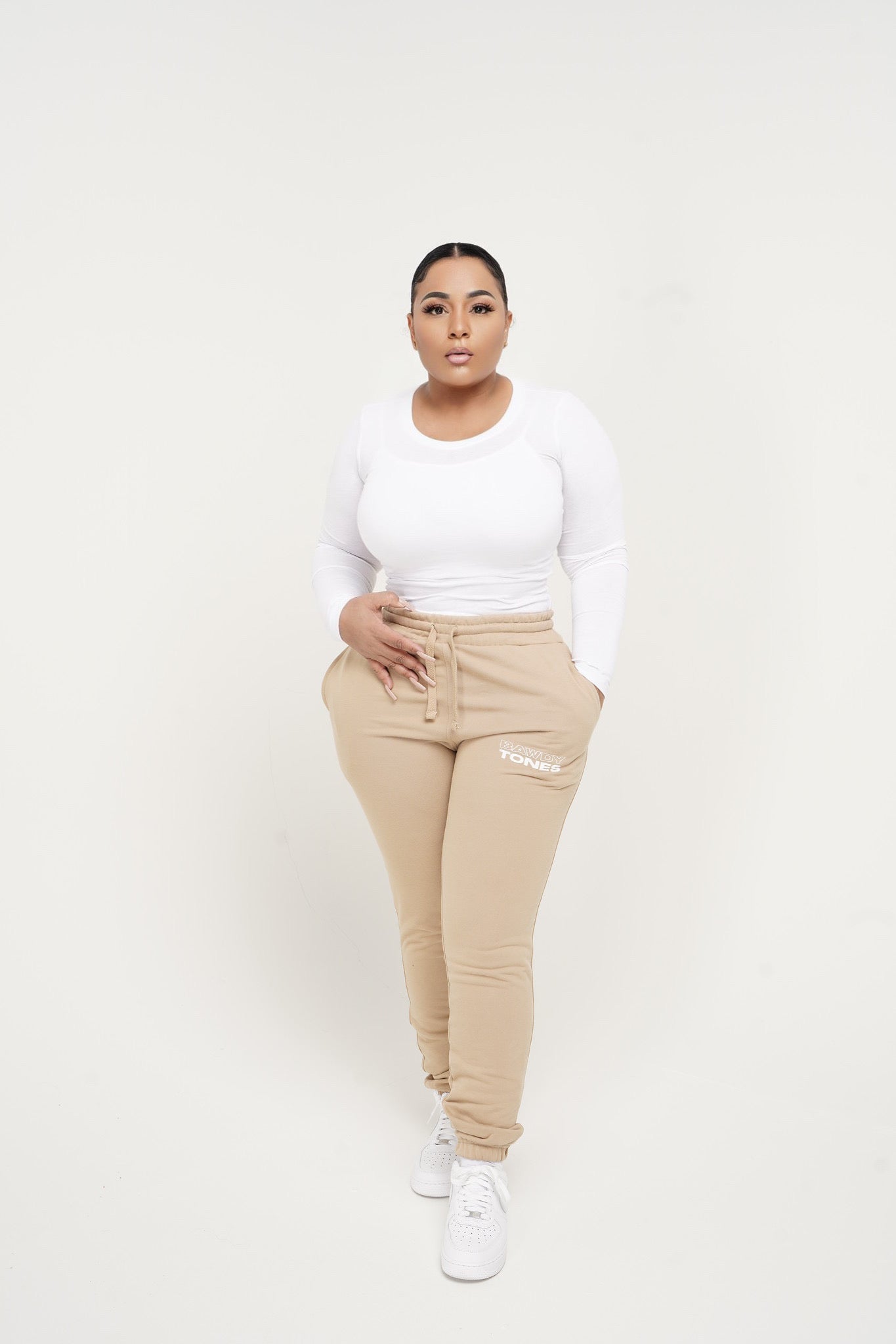 SWEAT PANTS NUDE