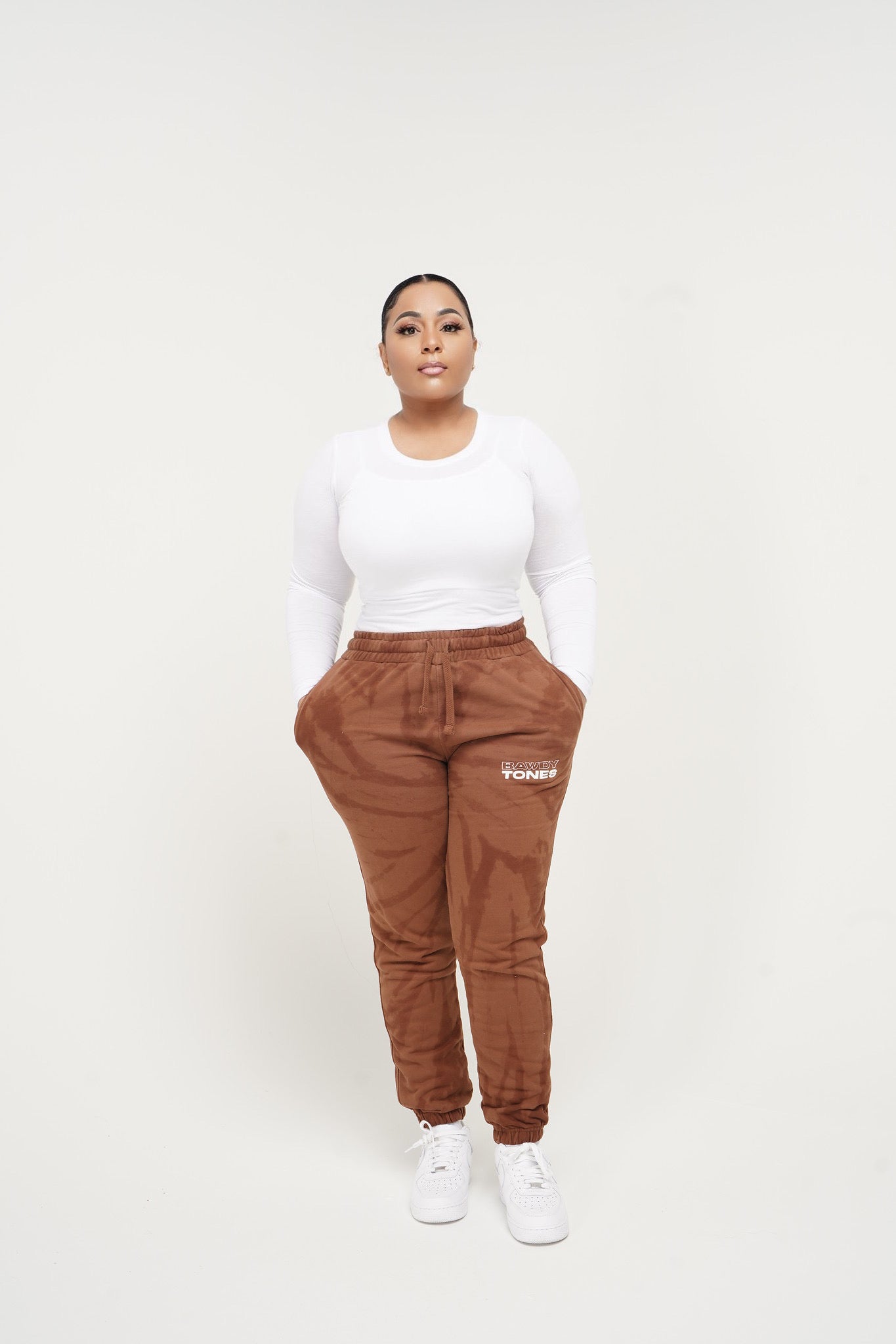 SWEAT PANTS BROWN